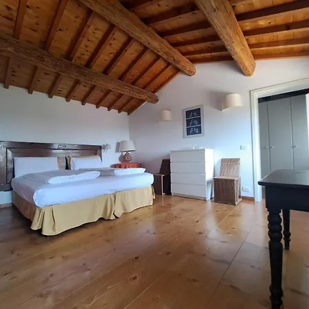 Collina Di Borgo San Mattia Farm stay